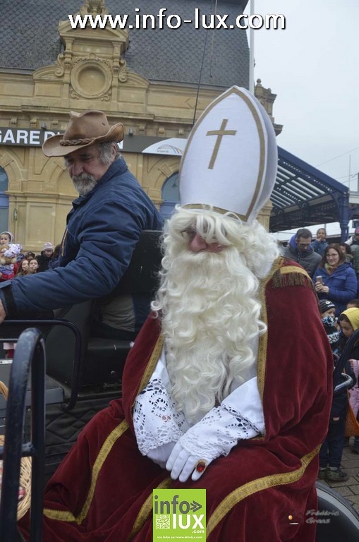 Visite de Saint Nicolas à Arlon