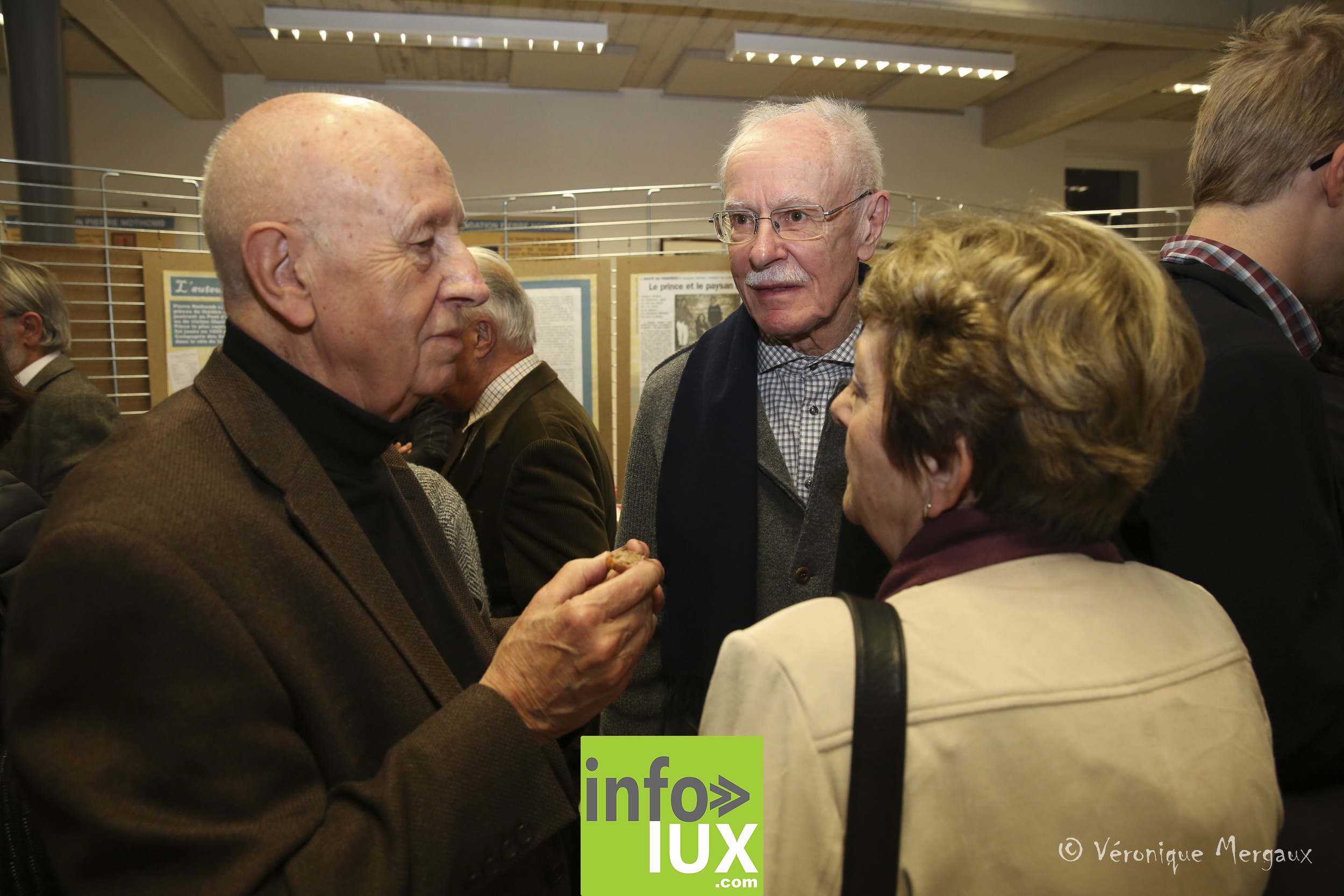 //media/jw_sigpro/users/0000002509/Vernissage Pierre Nothomb/3W6A2217