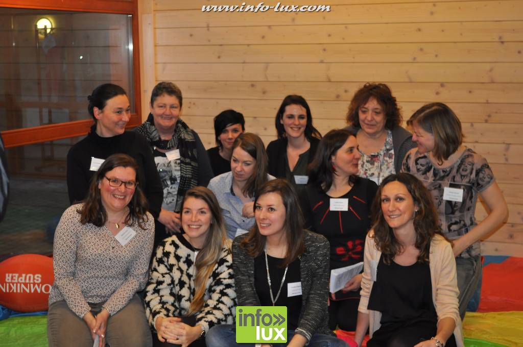 Main dans la main  à Martelange