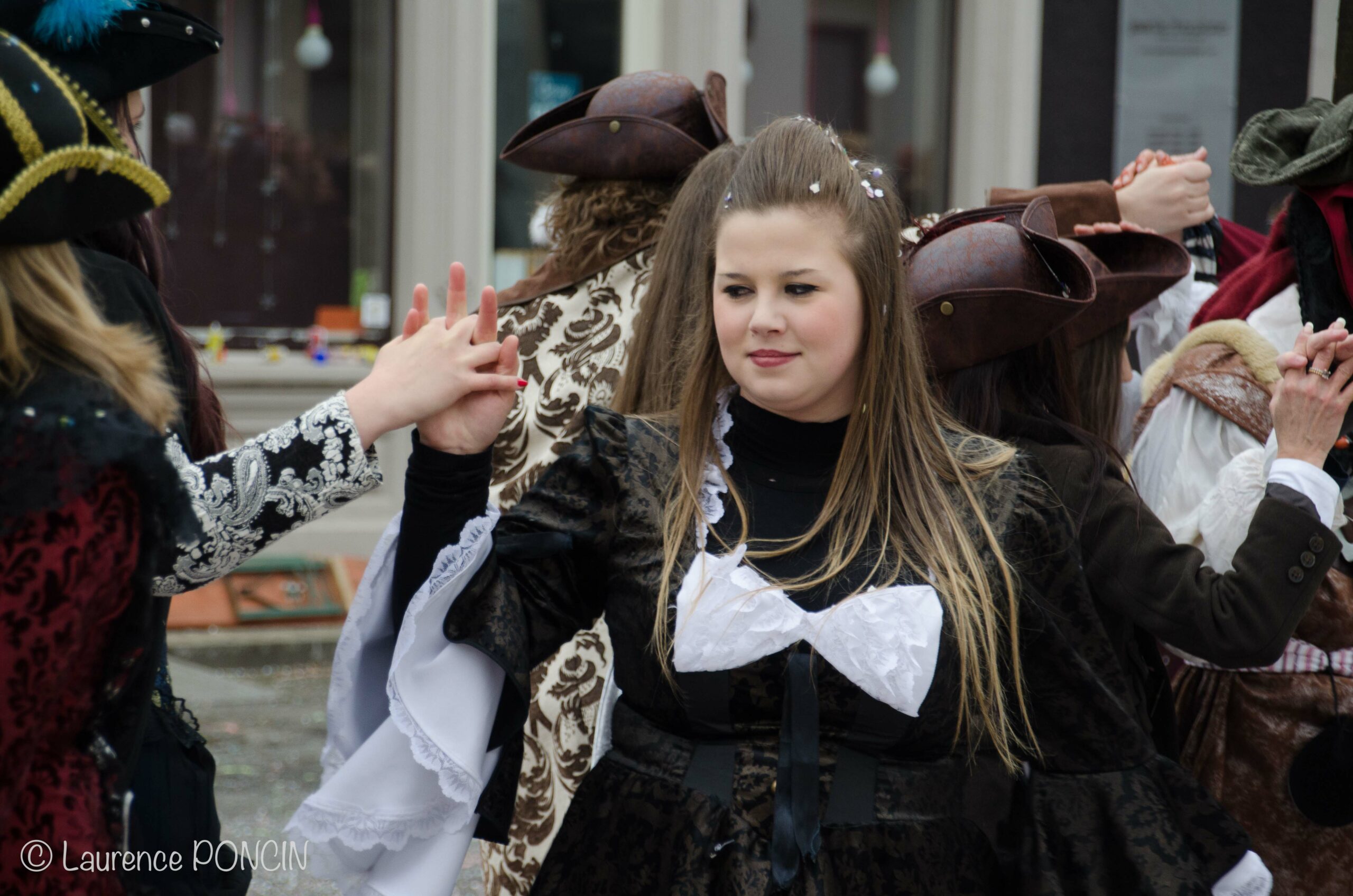 //media/jw_sigpro/users/0000002529/carnavalhabay2017/DSC_0002-1