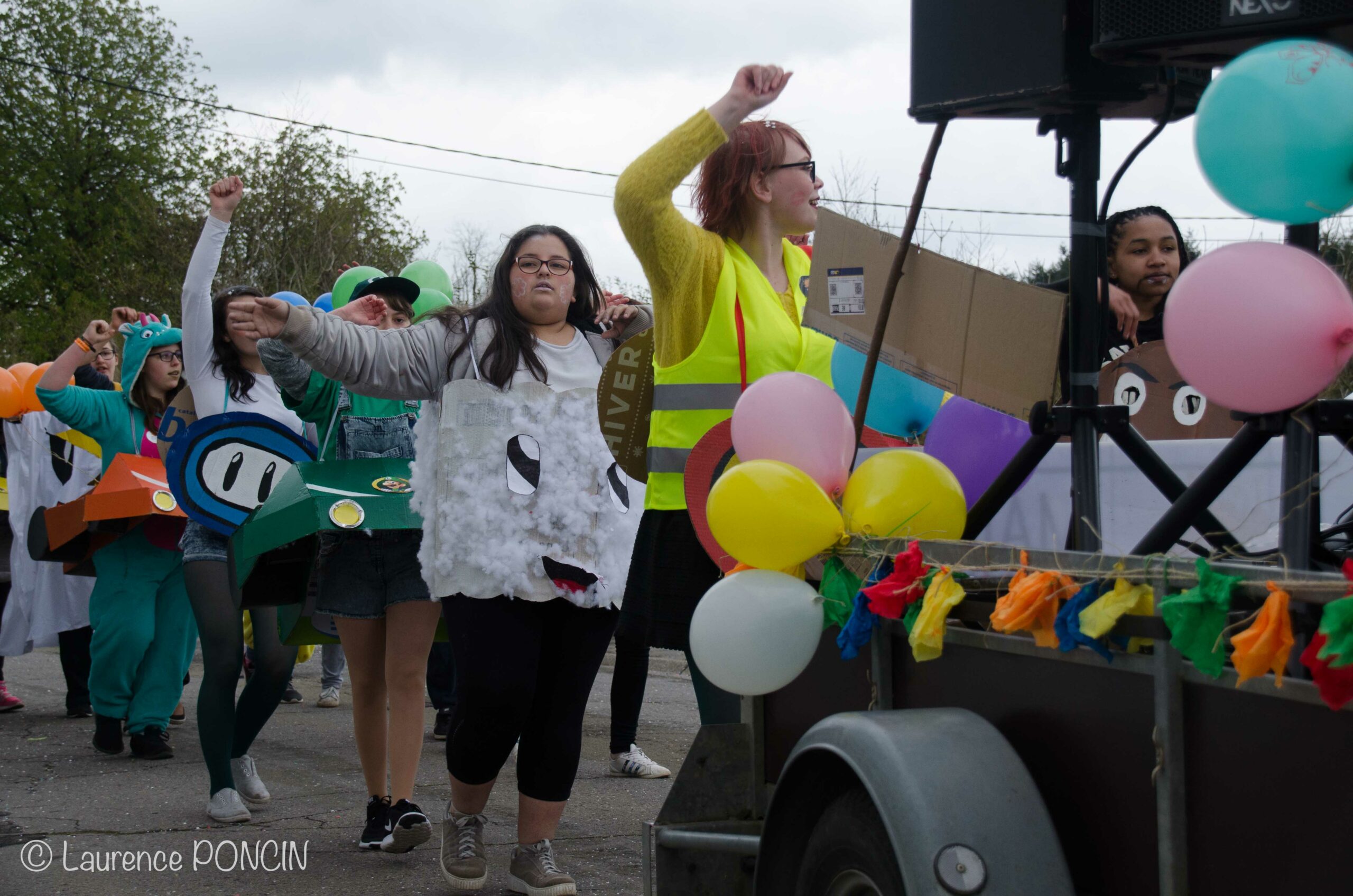 //media/jw_sigpro/users/0000002529/carnavalhabay2017/DSC_9718-1