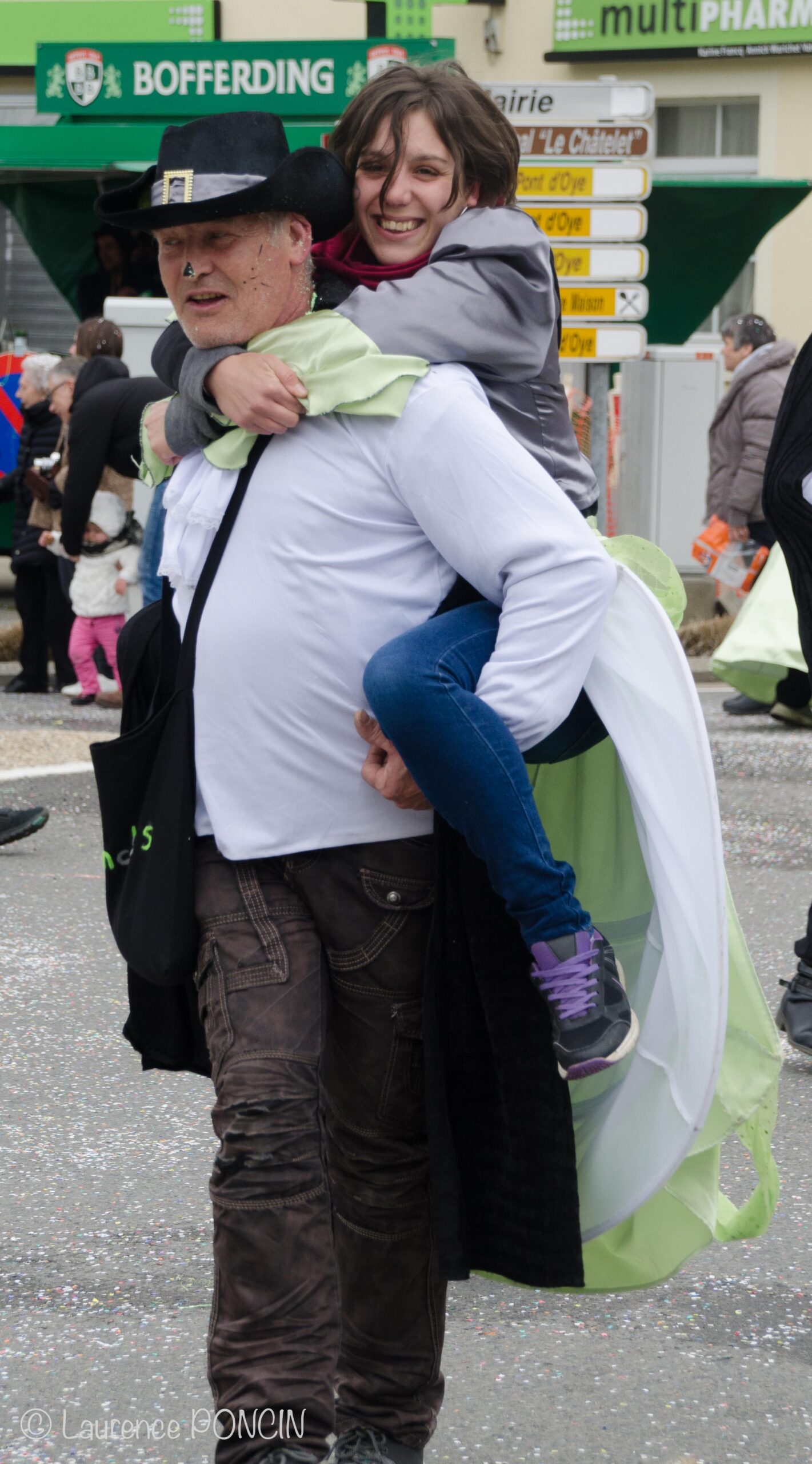 //media/jw_sigpro/users/0000002529/carnavalhabay2017/DSC_9899-1