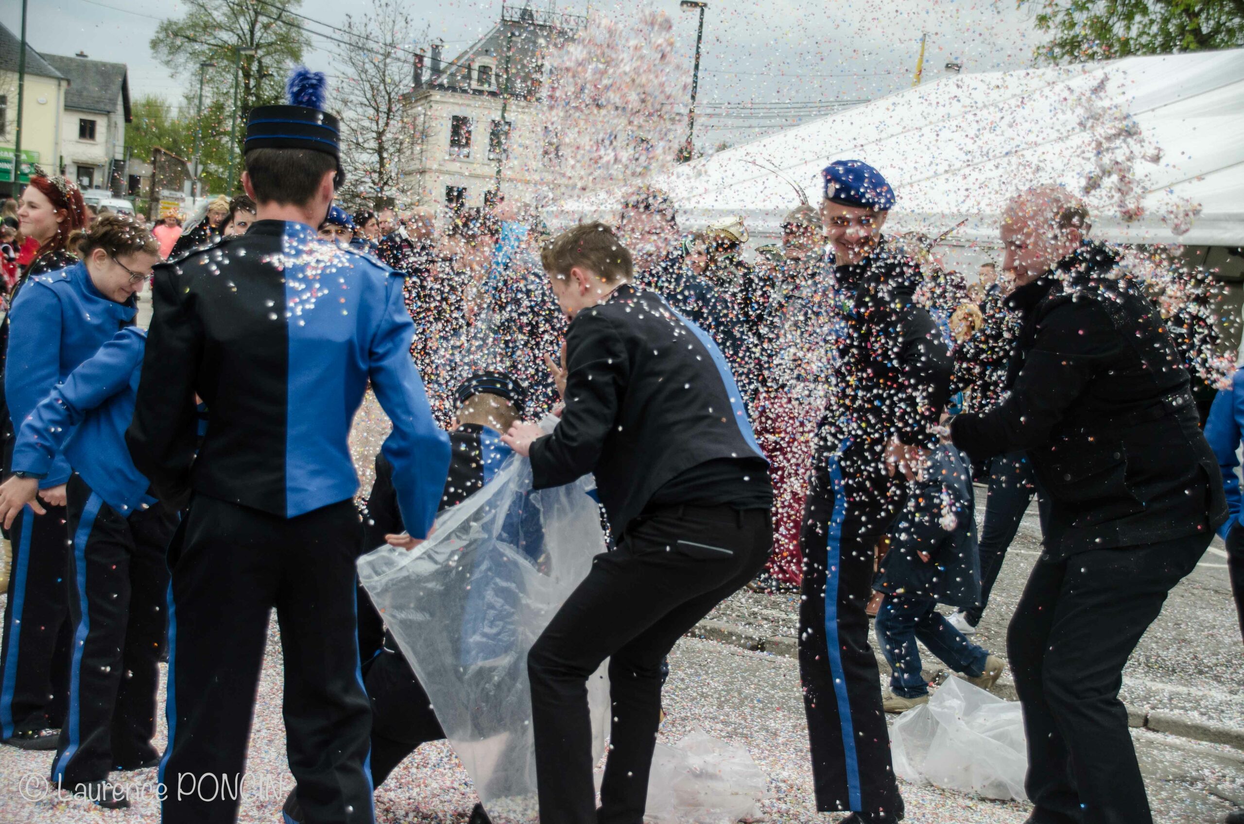 //media/jw_sigpro/users/0000002529/carnavalhabay2017/DSC_9915-1