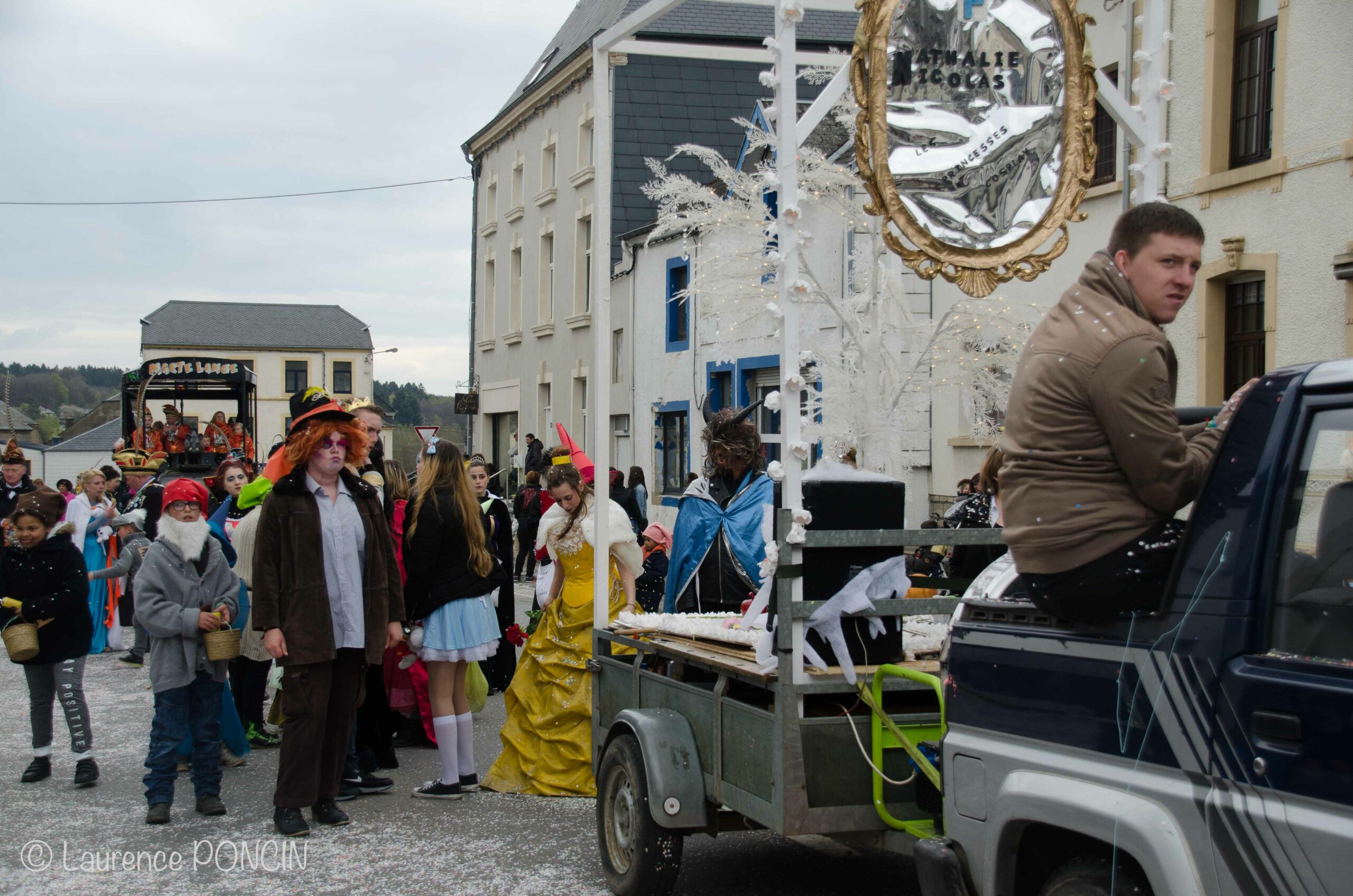 //media/jw_sigpro/users/0000002529/carnavalhabay2017/DSC_9943-1