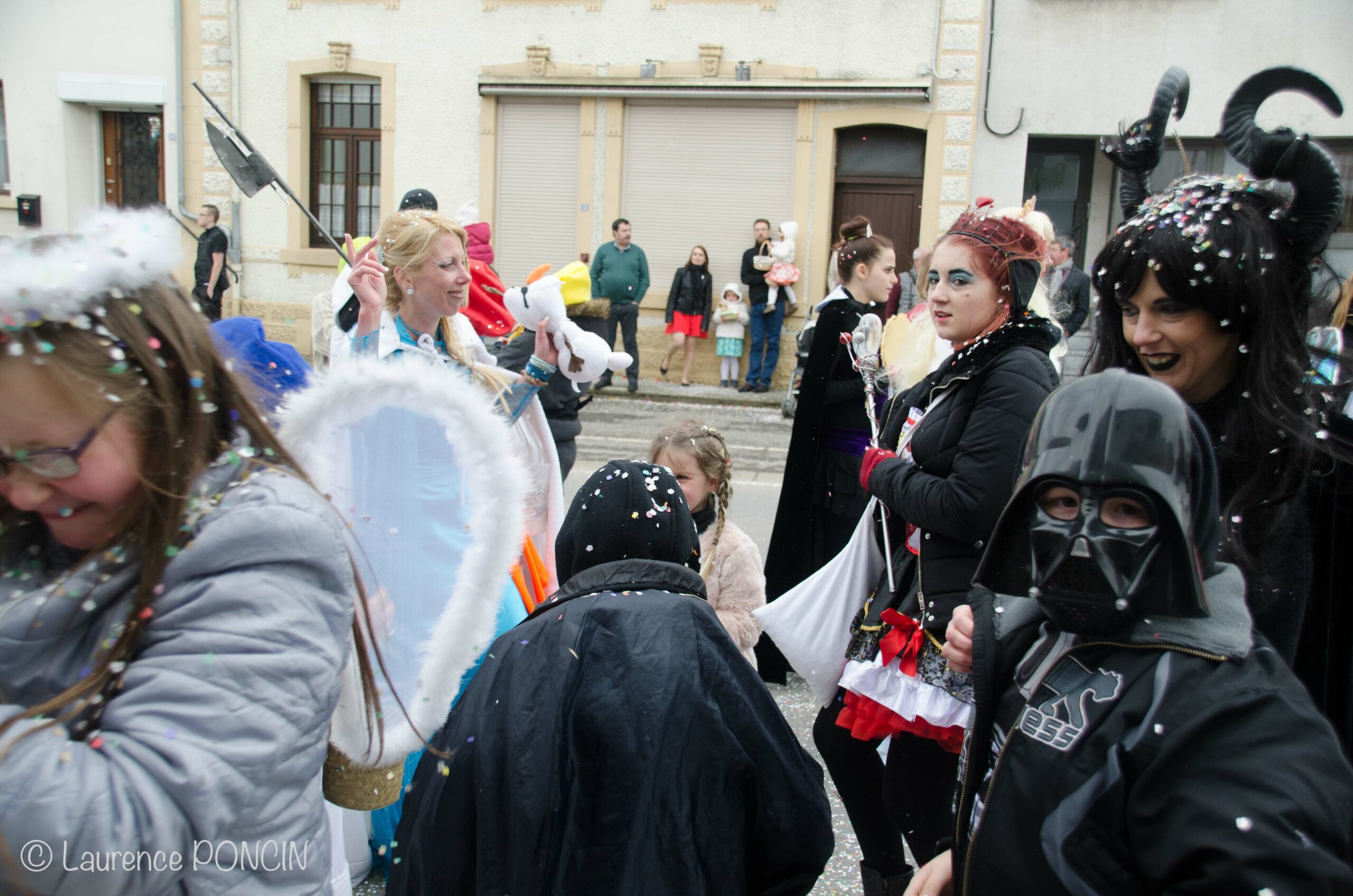 //media/jw_sigpro/users/0000002529/carnavalhabay2017/DSC_9955-1
