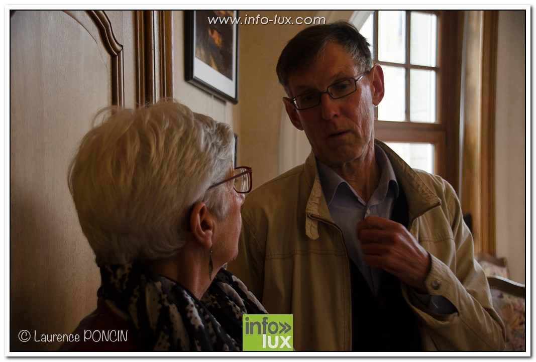 //media/jw_sigpro/users/0000002529/vernissagesalvatore2017/DSC_1264-1