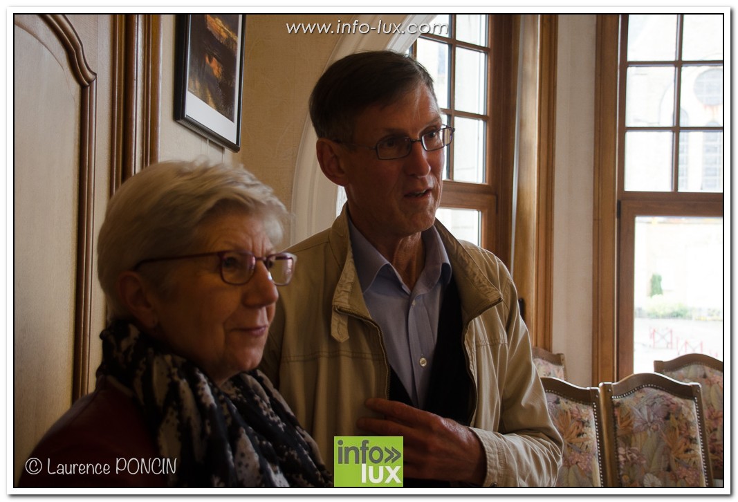 //media/jw_sigpro/users/0000002529/vernissagesalvatore2017/DSC_1265-1