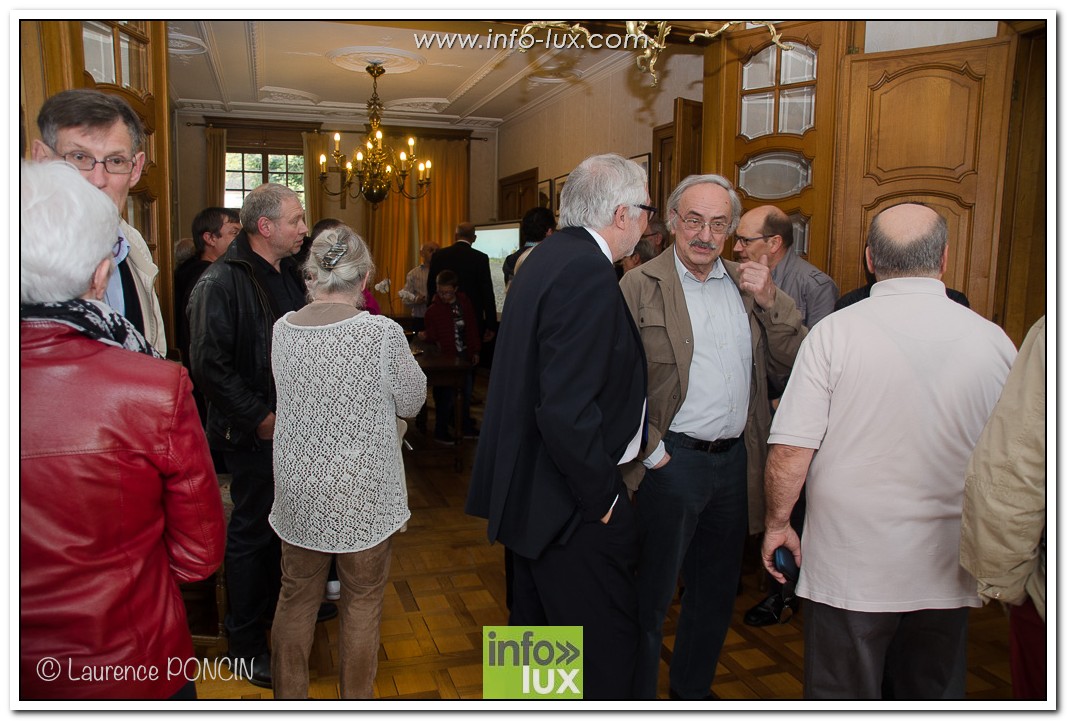 //media/jw_sigpro/users/0000002529/vernissagesalvatore2017/DSC_1268-1