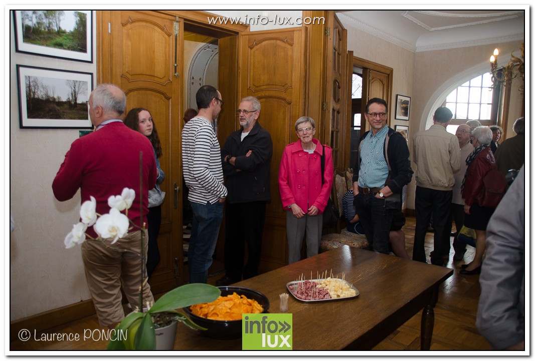 //media/jw_sigpro/users/0000002529/vernissagesalvatore2017/DSC_1273-1