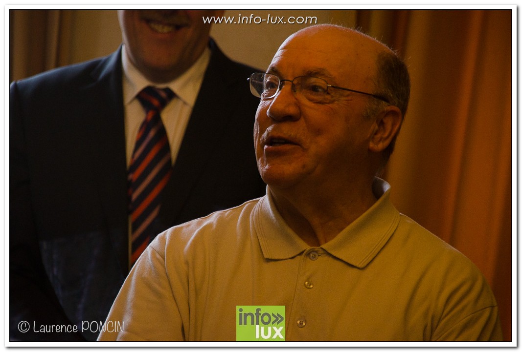 //media/jw_sigpro/users/0000002529/vernissagesalvatore2017/DSC_1289-1