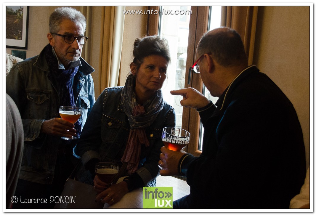 //media/jw_sigpro/users/0000002529/vernissagesalvatore2017/DSC_1339-1