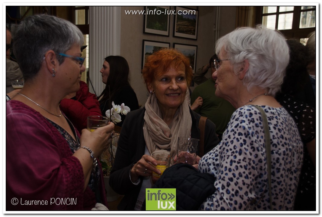 //media/jw_sigpro/users/0000002529/vernissagesalvatore2017/DSC_1355-1