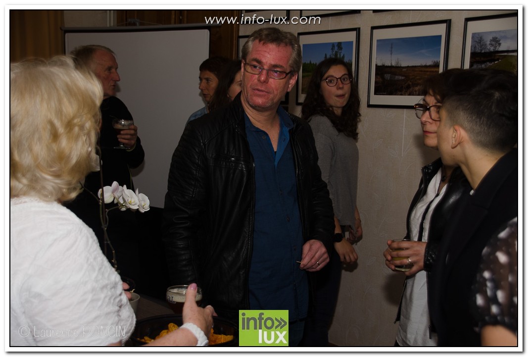 //media/jw_sigpro/users/0000002529/vernissagesalvatore2017/DSC_1364-1