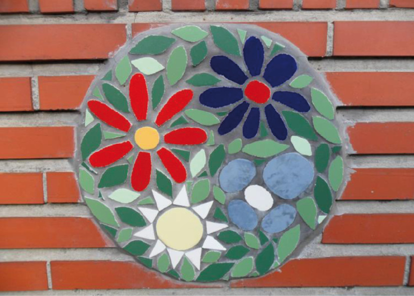 ATELIER MOSAIQUE ET UPCYCLAGE ANLIER HABAY