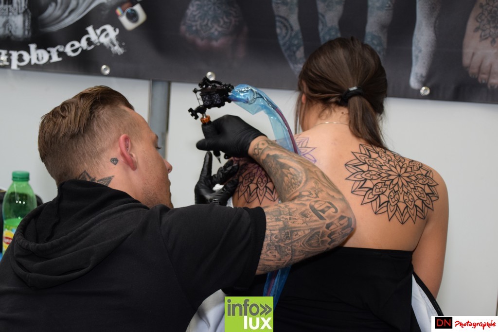 La Halle aux Foires de Libramont photos : Salon vintage