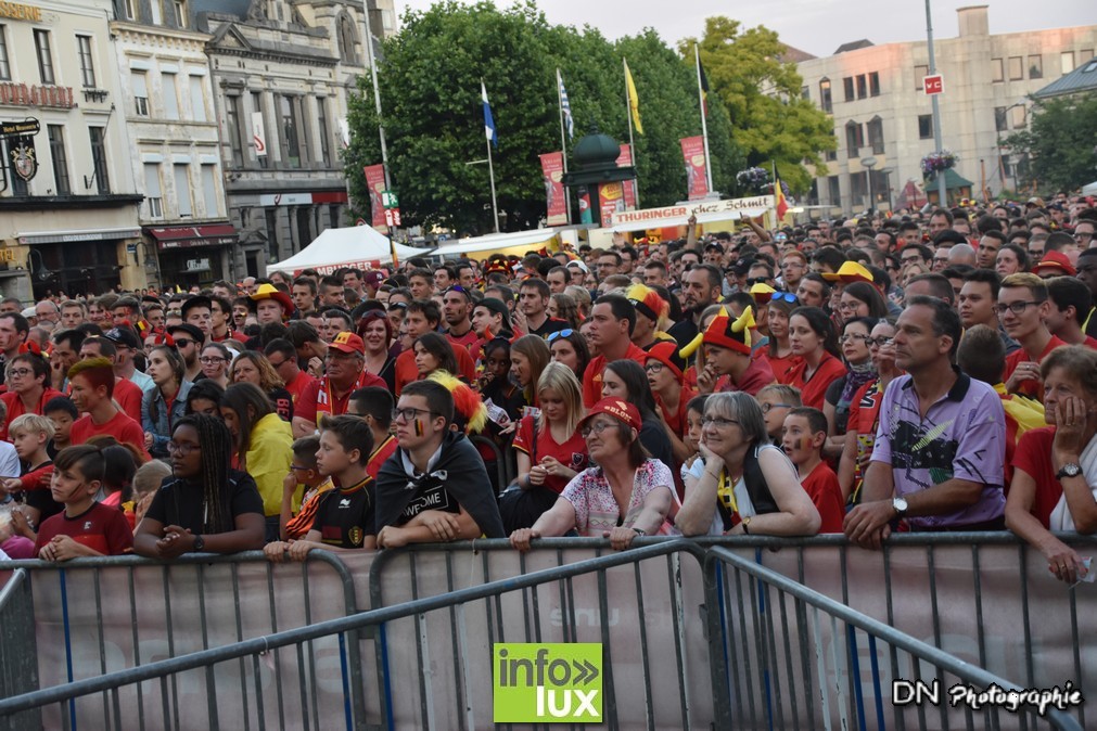 Mondial Belgique – Angleterre à Arlon sur Ecran Geant – Photos