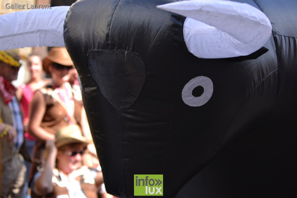 //media/jw_sigpro/users/0000001062/carnaval houffalize/carnaval00077