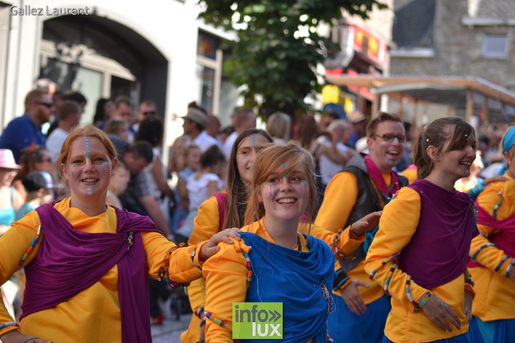 //media/jw_sigpro/users/0000001062/carnaval houffalize/carnaval00300