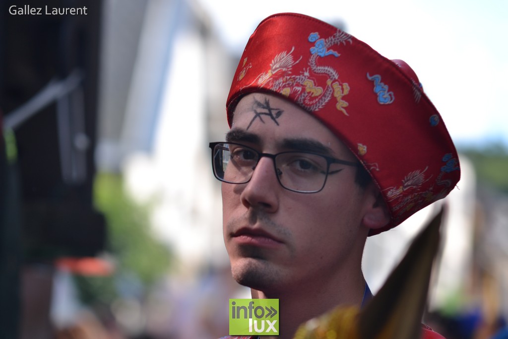 //media/jw_sigpro/users/0000001062/carnaval houffalize/carnaval00393