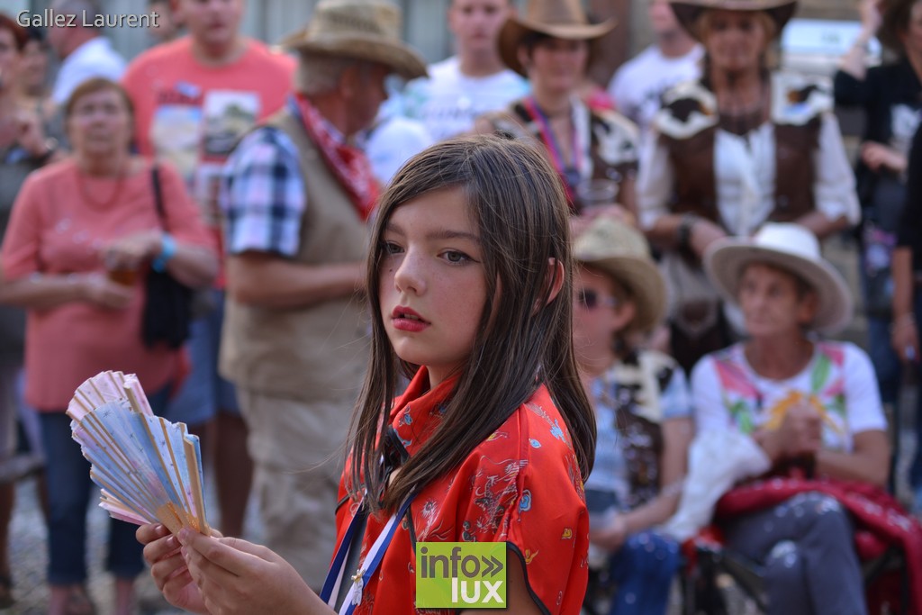 //media/jw_sigpro/users/0000001062/carnaval houffalize/carnaval00399