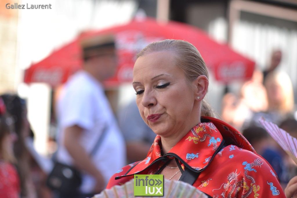 //media/jw_sigpro/users/0000001062/carnaval houffalize/carnaval00400