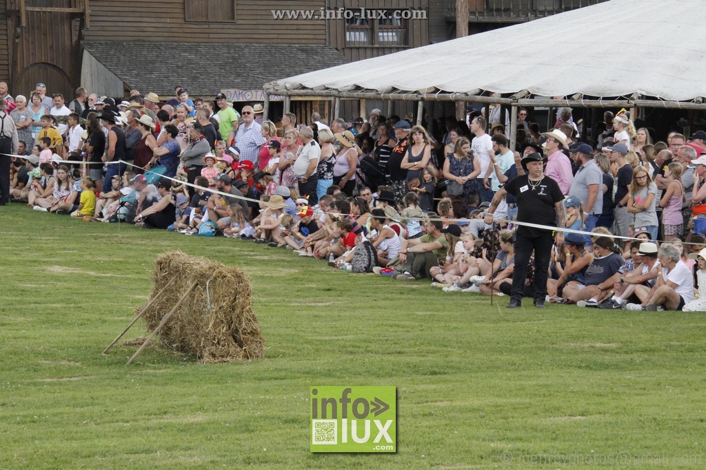 images/2018RecogneFestival/indianf18_003
