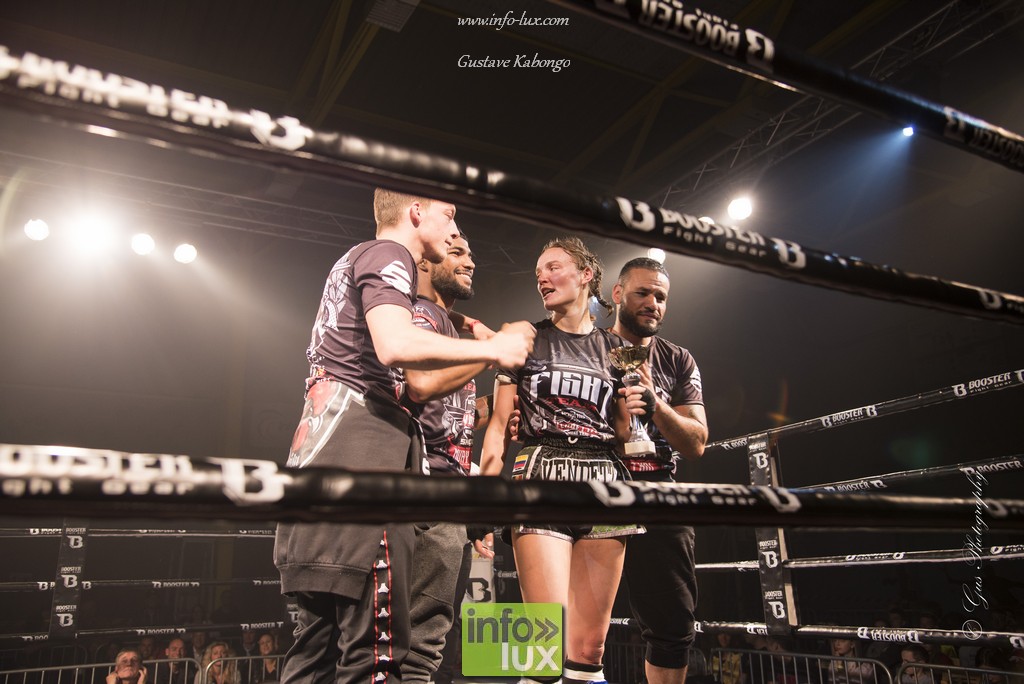 //media/jw_sigpro/users/0000002677/kick_boxing_flo_2019/kick_box-460_DSC3093_040519