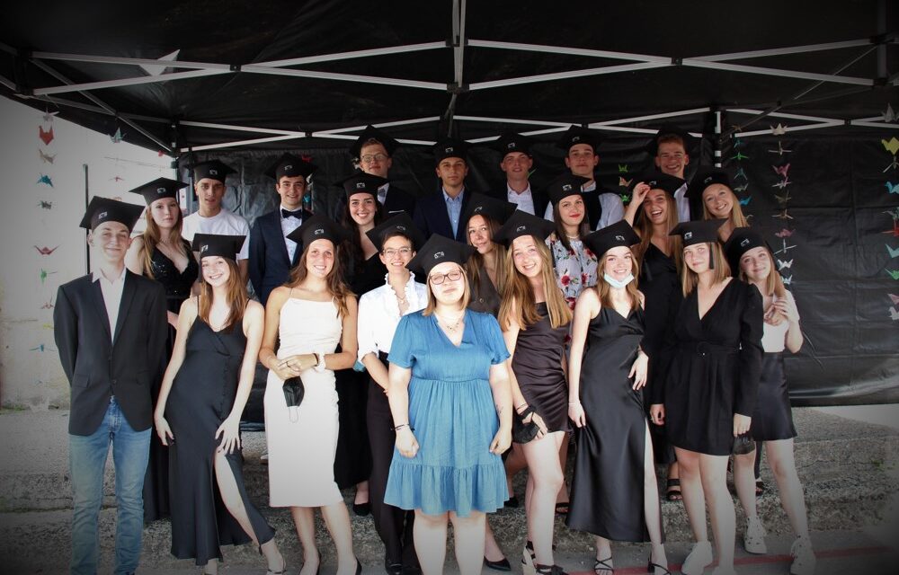 Remise des diplômes aux rhétos DE L’ISMA