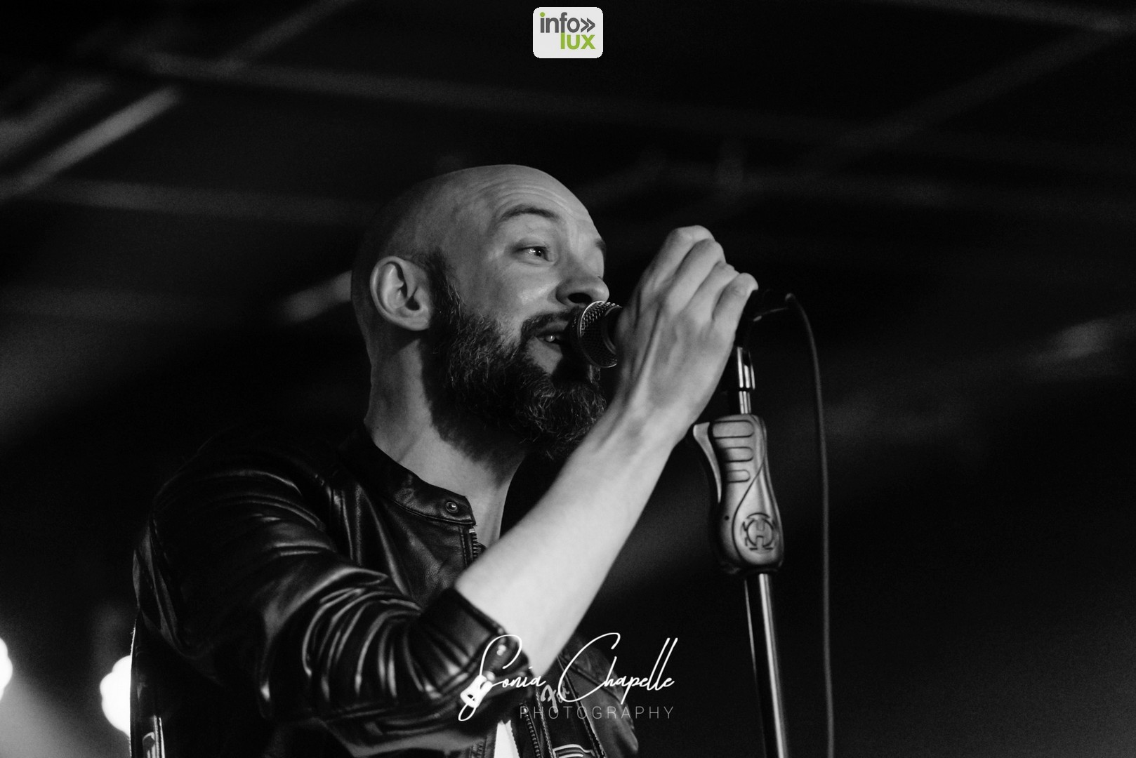 Alterlight est un groupe belge composé de Paolo Delacroix au chant/batterie, David Lombard à la guitare/backing vocals, Sylvain Lakeye à la basse/percussion et Manuel Smolders au clavier.