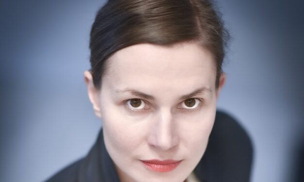 Kasia Redzisz : Directrice artistique