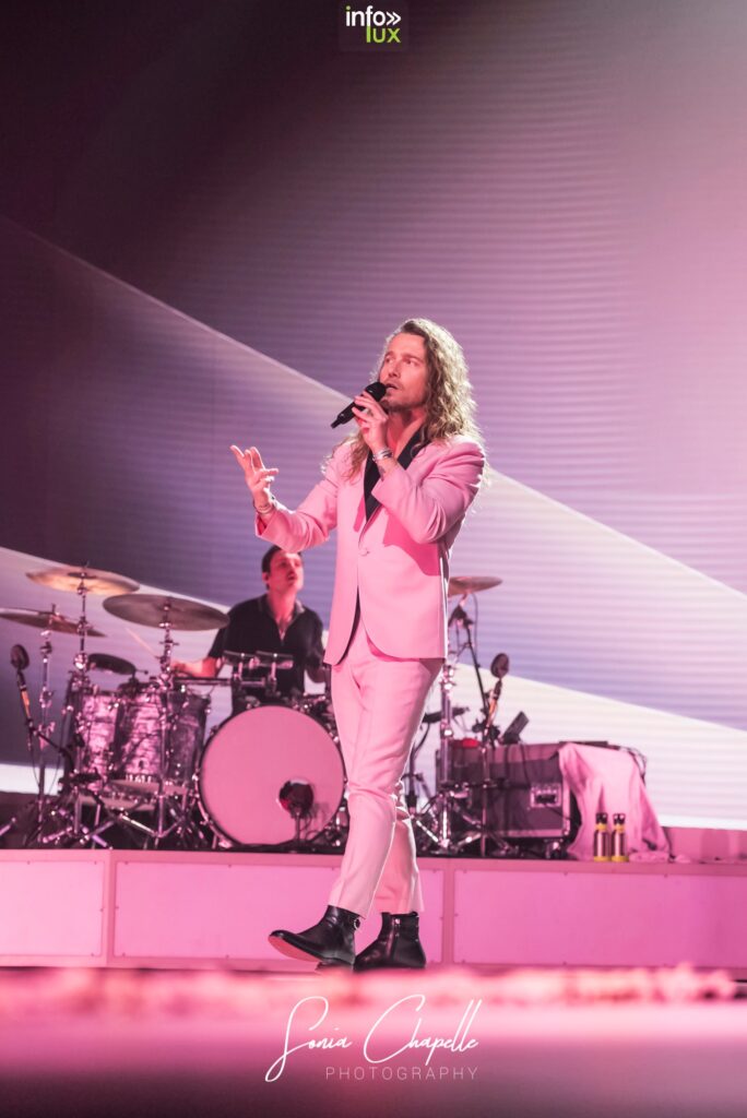 Concert de Julien Doré à Forest National