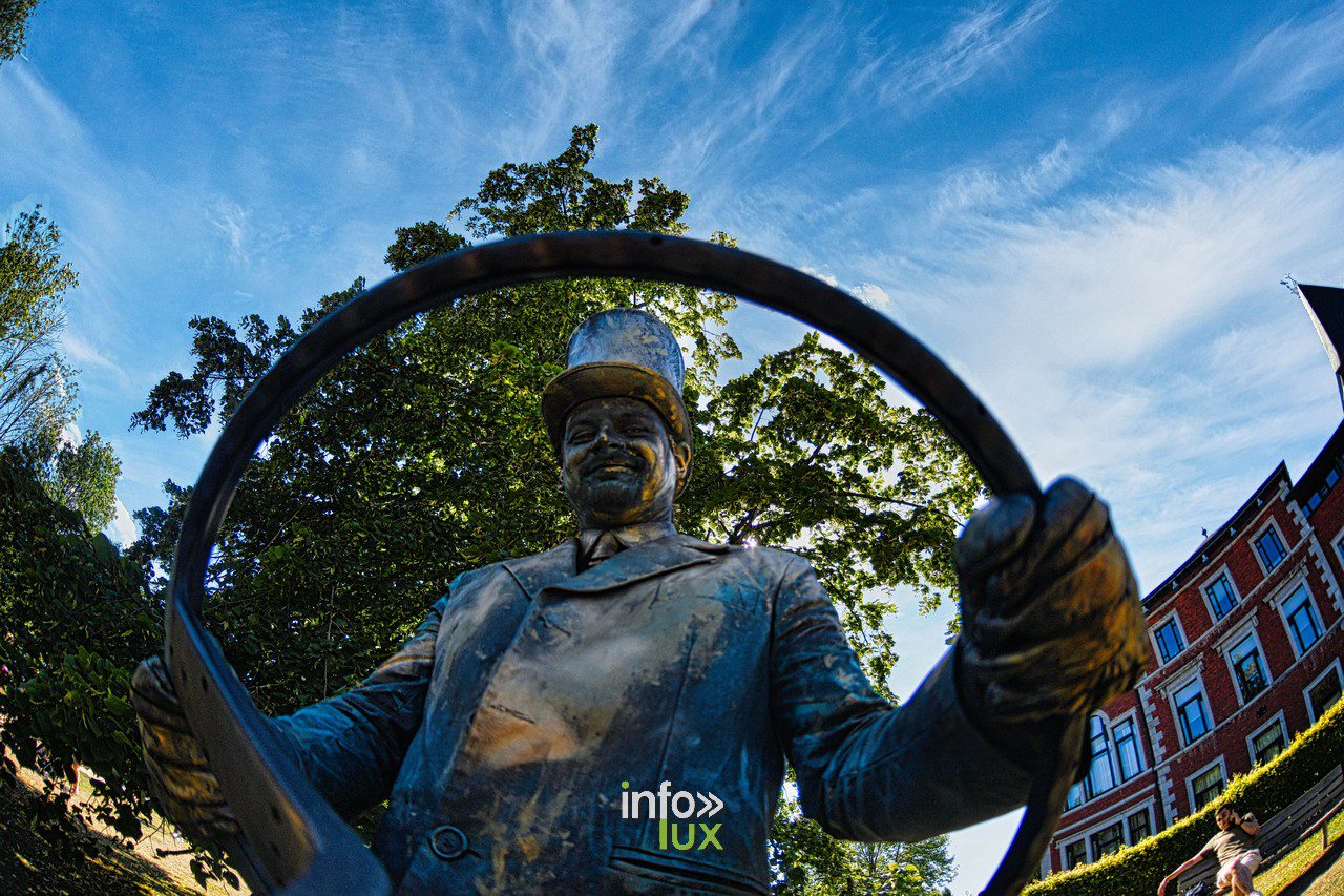 Statues en Marche > Photos