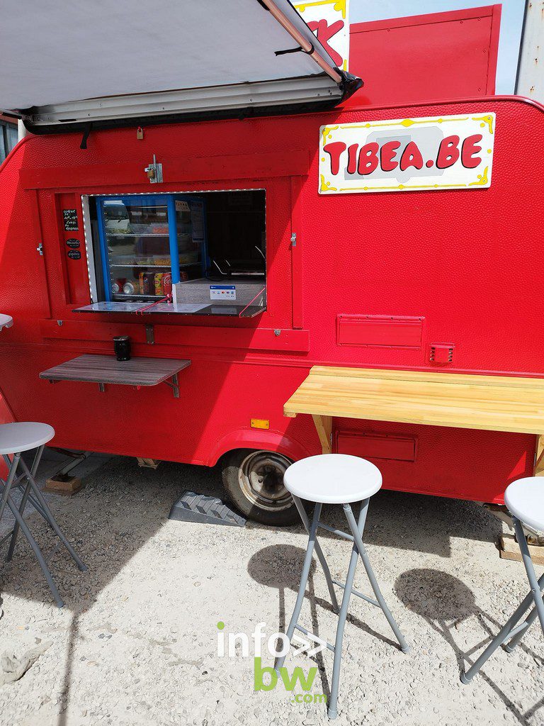 Braine L'Alleud > Tibéa tourne avec Clavier
