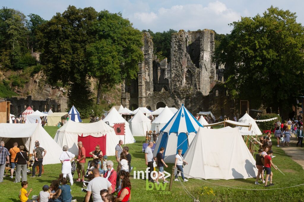 Oyez oyez Villersoises et Villersois. L’Abbaye de Villers, en collaboration avec la Cour des Miracles et des Archers de Saint-Pierre, organise la 4ème édition des Médiévales les 17 et 18 septembre 2022. 