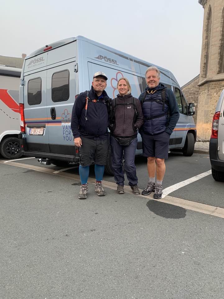 Olivier Murru > 360 km à pied pour les enfants