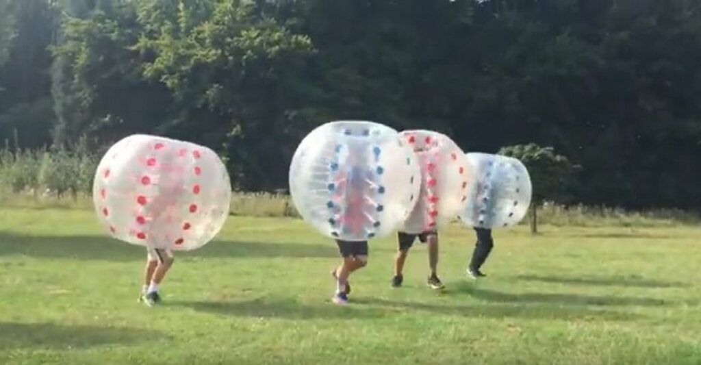 A Charleroi - Gosselies, Roc Events est votre spécialiste en organisation d'anniversaires funs pour enfants et adolescents.