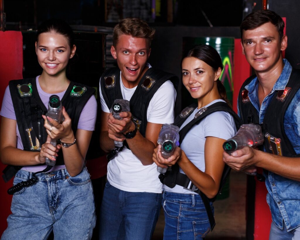 Envie d'une activité fun à Waterloo? Le laser game est fait pour vous! Indoor, outdoor, contactez notre équipe!