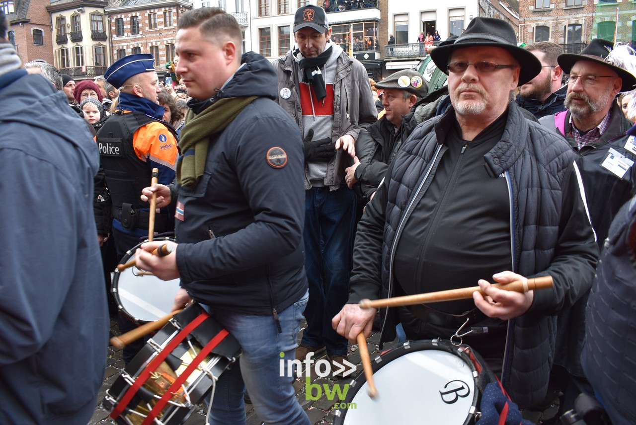 Binche vient de renouer avec son carnaval traditionnel !  Trois jours de liesse avec un public venu en masse !  Apothéose en ce mardi gras!  Retrouvez toutes les photos!