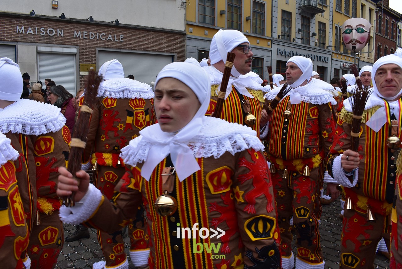 Binche vient de renouer avec son carnaval traditionnel !  Trois jours de liesse avec un public venu en masse !  Apothéose en ce mardi gras!  Retrouvez toutes les photos!