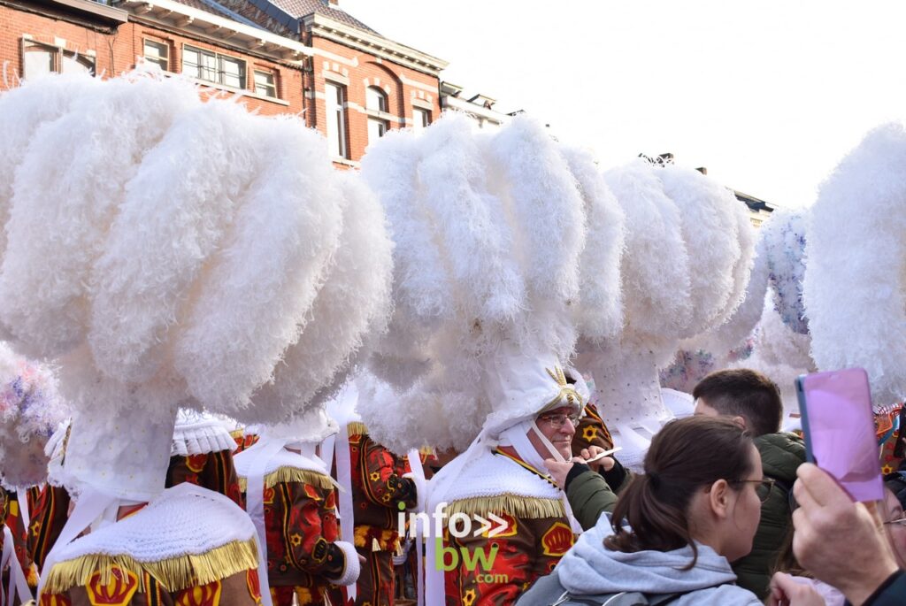 Binche vient de renouer avec son carnaval traditionnel !  Trois jours de liesse avec un public venu en masse !  Apothéose en ce mardi gras!  Retrouvez toutes les photos!