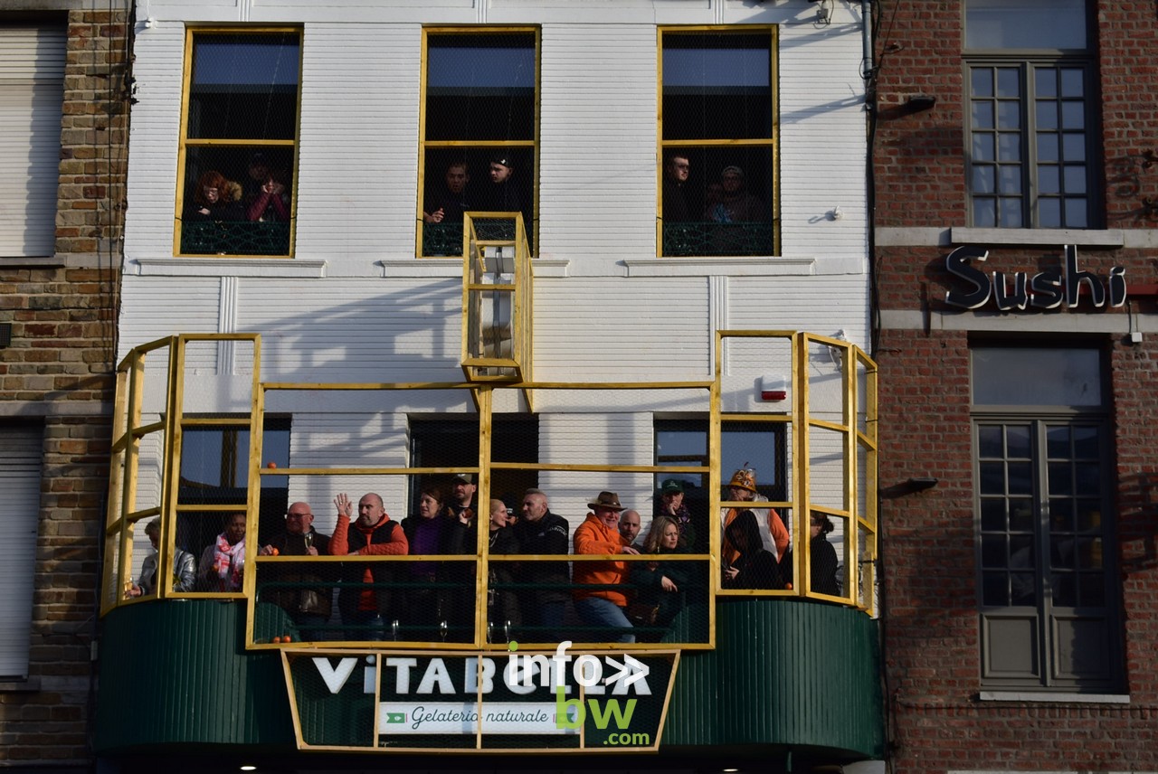 Binche vient de renouer avec son carnaval traditionnel !  Trois jours de liesse avec un public venu en masse !  Apothéose en ce mardi gras!  Retrouvez toutes les photos!