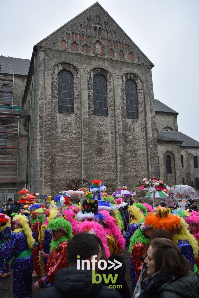 Ce Samedi 11 février avaient lieu les soumonces générale à Nivelles, une sorte de répétition générale avant le grand carnaval. Retrouvez toutes les photos!