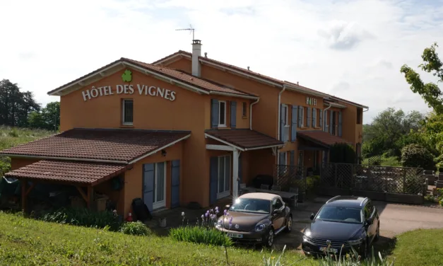 HOTEL DES VIGNES> JULIENAS