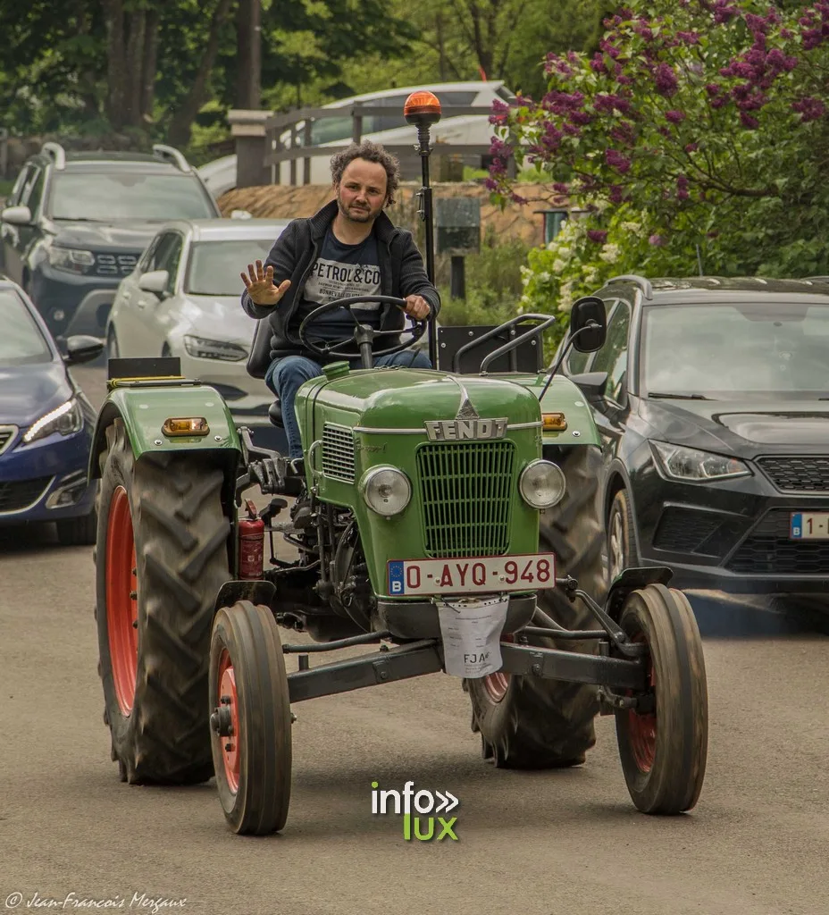 Buzenol > Défilés de tracteurs > Photos