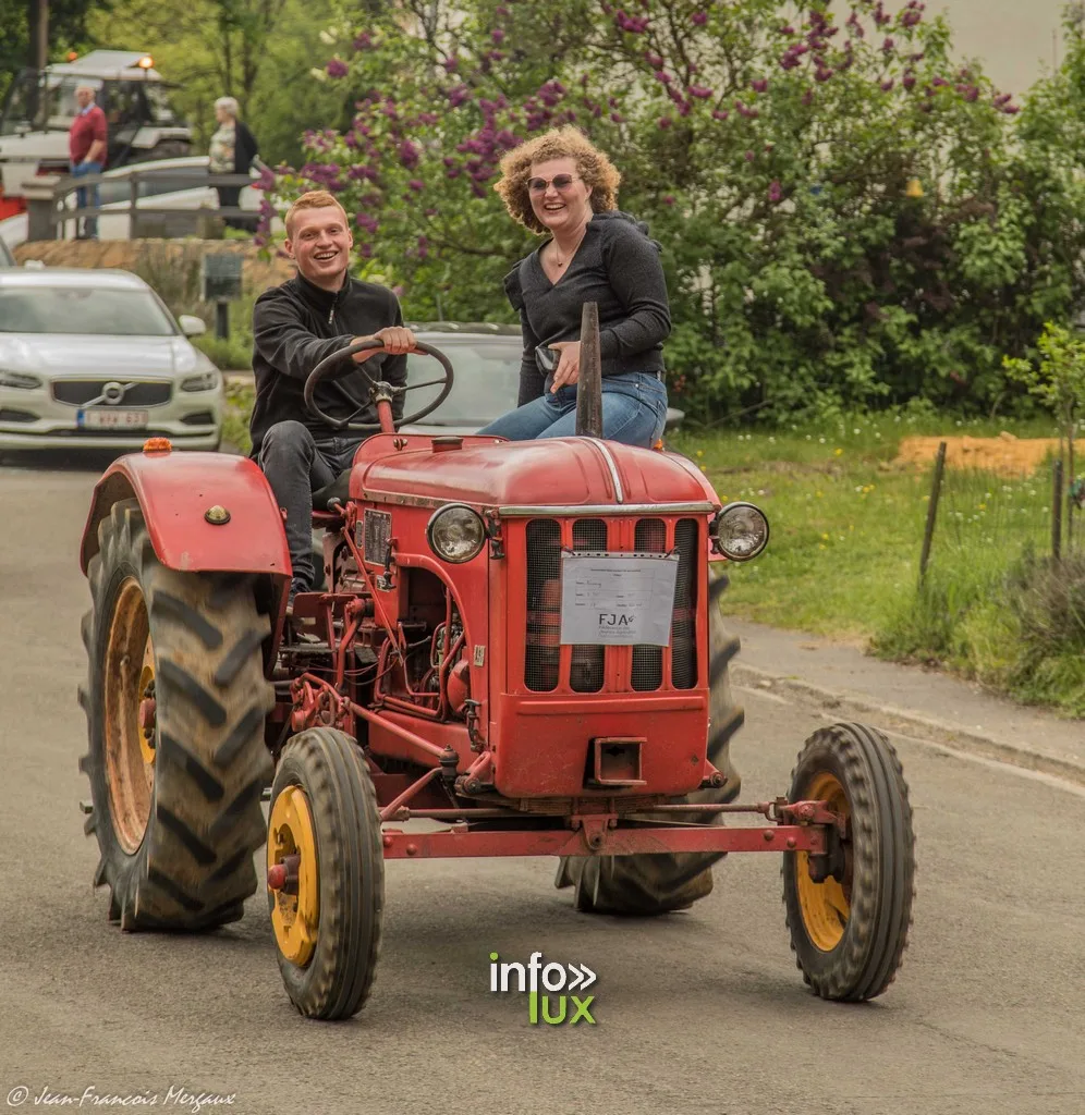 Buzenol > Défilés de tracteurs > Photos