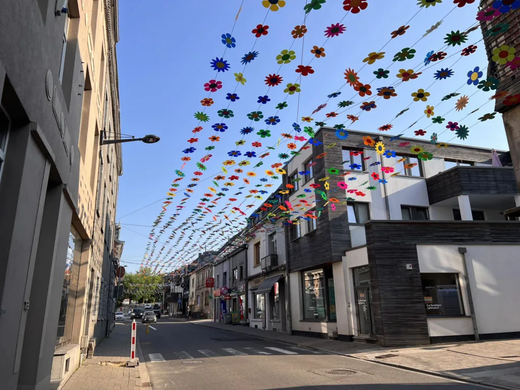 Neufchâteau > Guirlandes de Fleurs