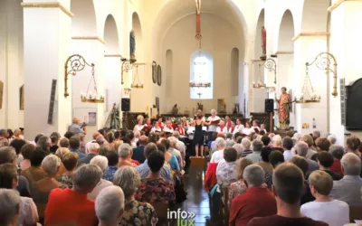 HOUYET > Fête de la Musique > Chorales en photos