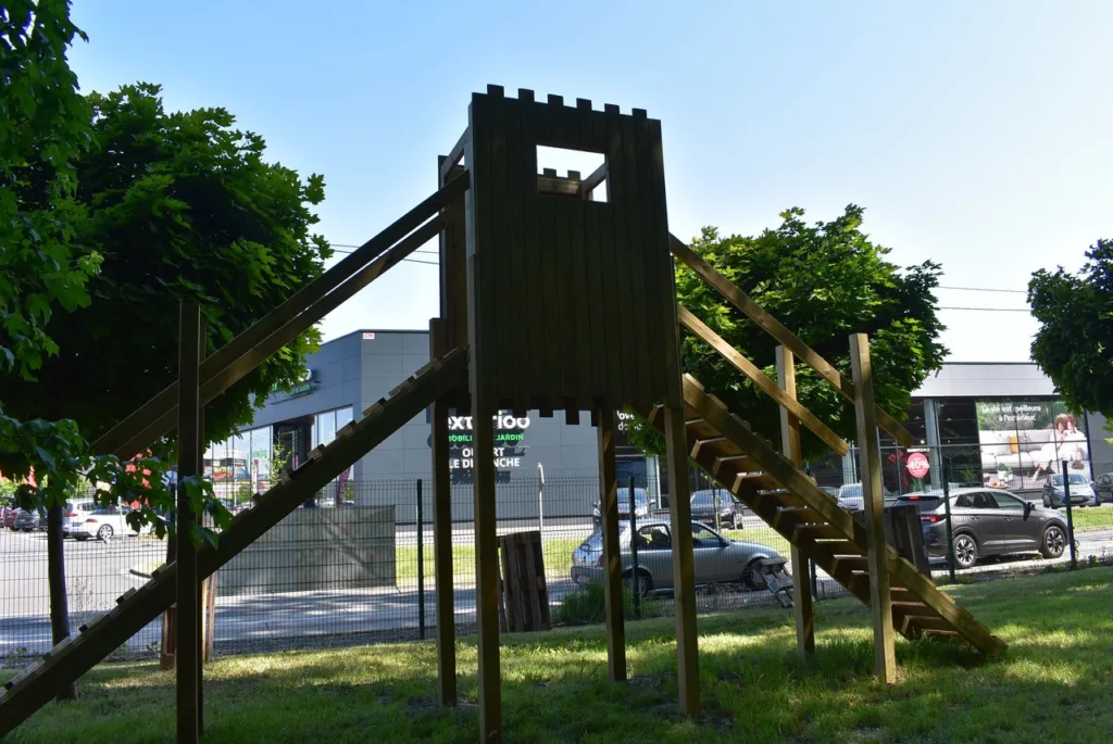 Roc Events inaugure un tout nouveau Laser Game extérieur au cœur du parc de l'Institut GPH de Gosselies-Charleroi