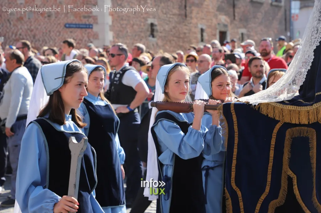 Procession du Car d'Or a Mons (photo 1, archives 2023)