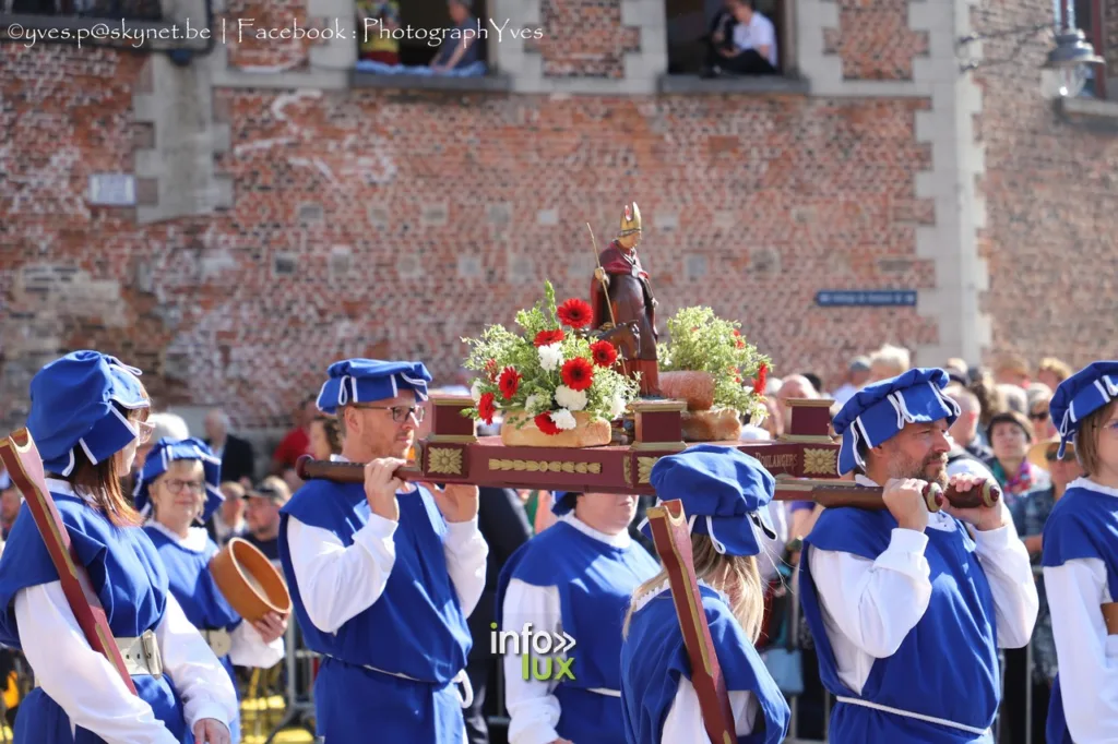 Procession du Car d'Or a Mons (photo 3, archives 2023)